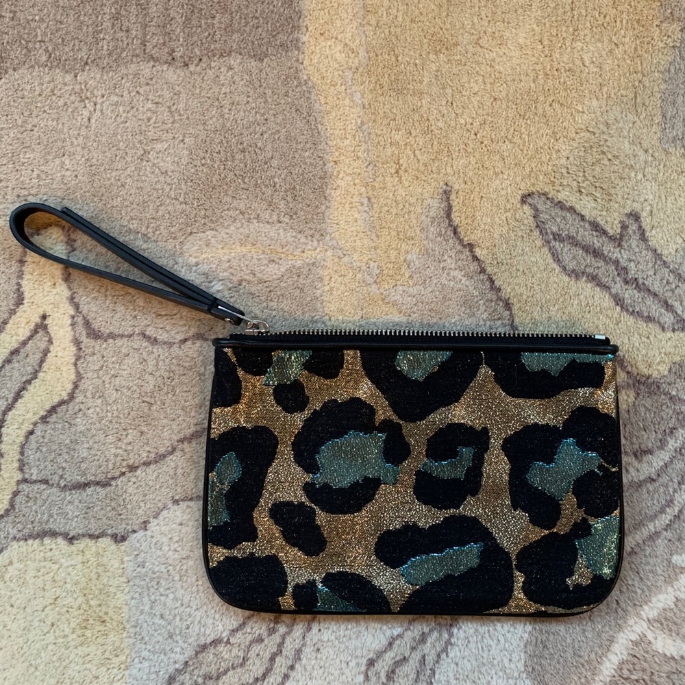 Marc Jacobs wristlet